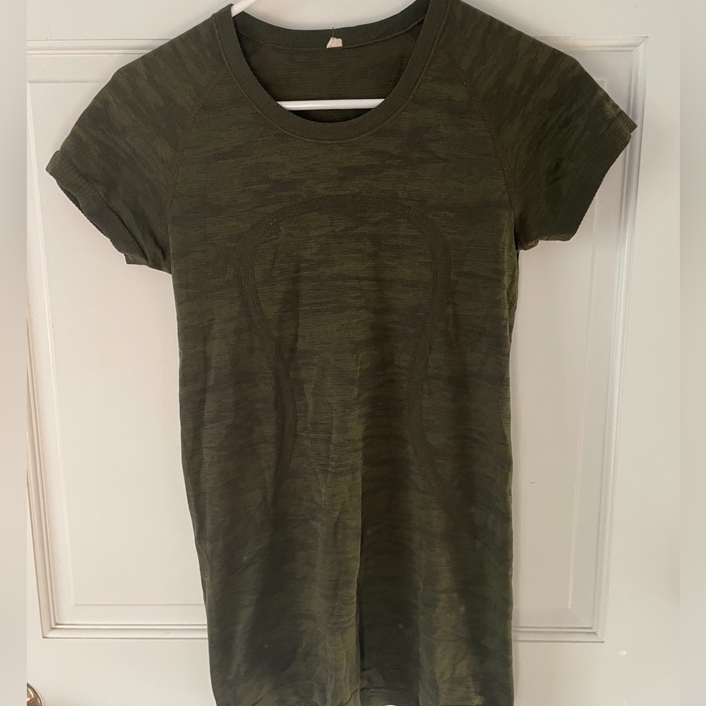 Swiftly Tech Short Sleeve Shirt